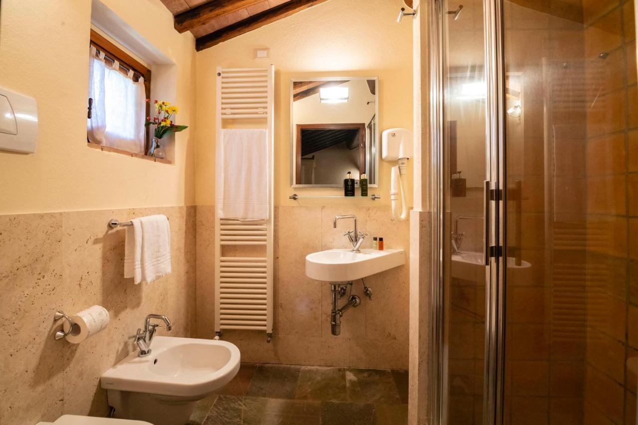 Bed and Breakfast Il Defizio Gambassi Terme Exterior foto
